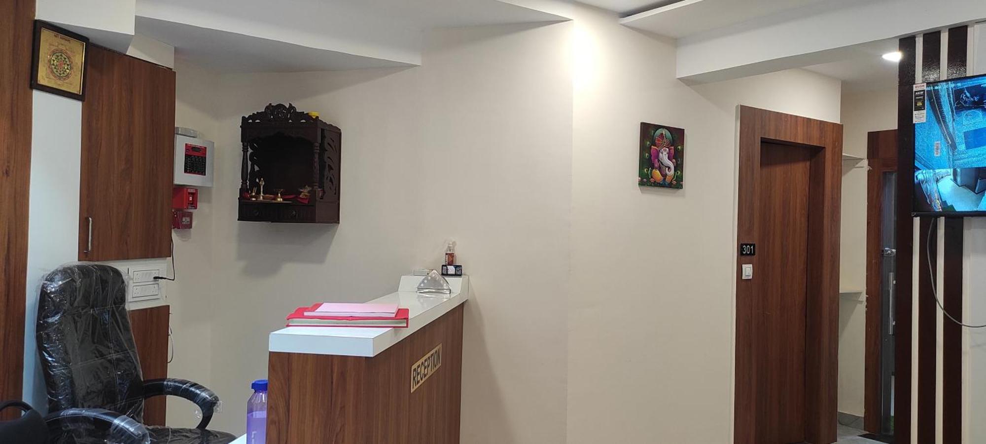 Hotel Earth Inn, Subhash Bridge, Rto Circle, أحمد أباد المظهر الخارجي الصورة